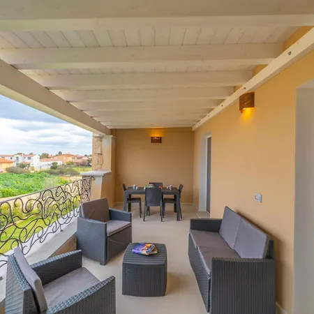 Casa Mirella - By Searly * בודוני